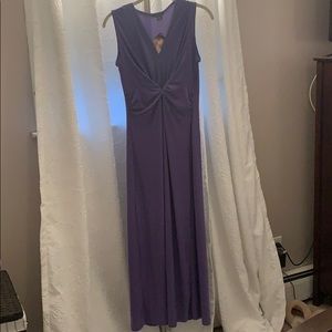 Purple sleeveless dress